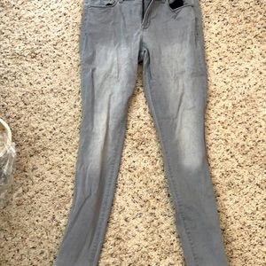 Skinny jeans